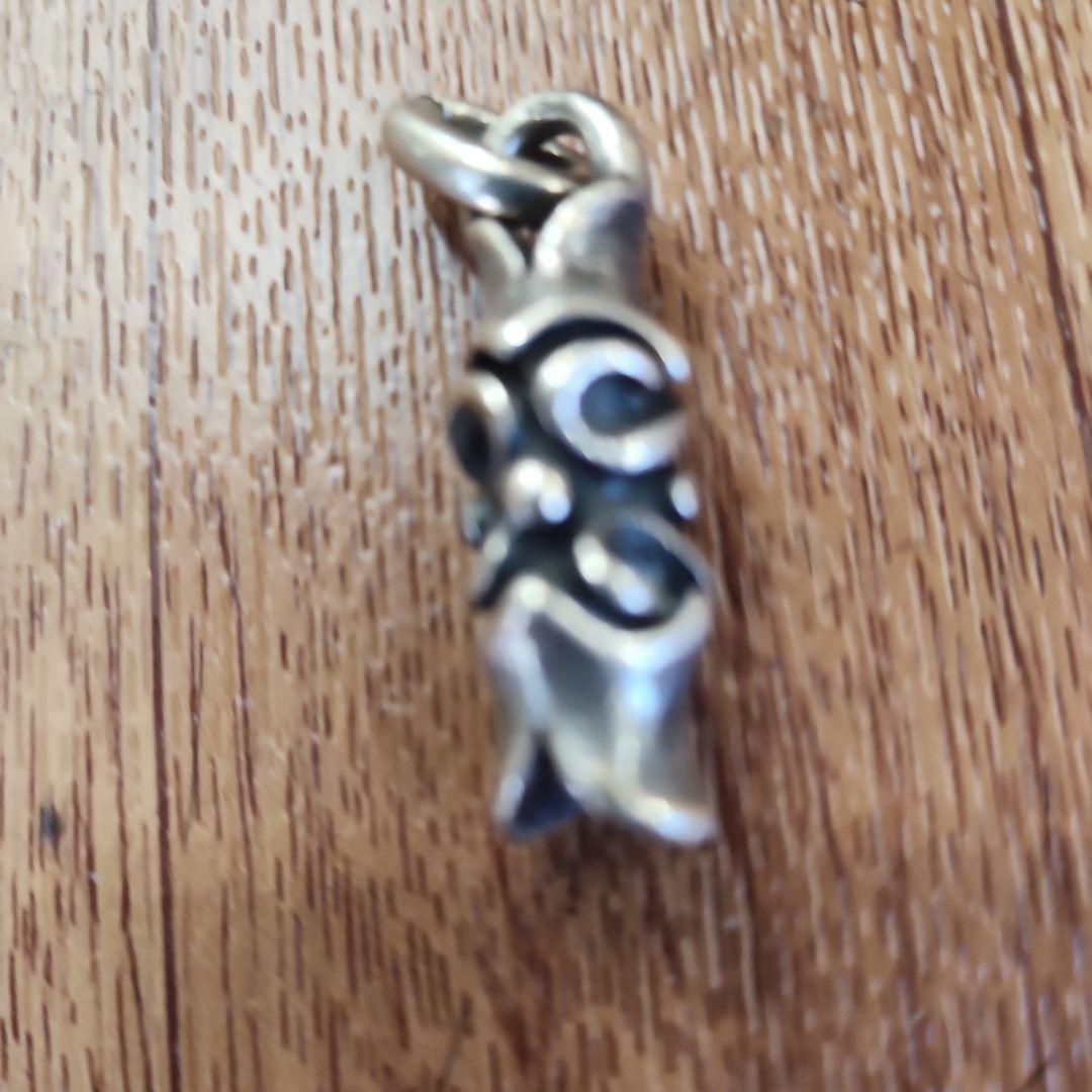 Meruガボール　gabor　生前　マカロニ　ペンダントトップ　本物