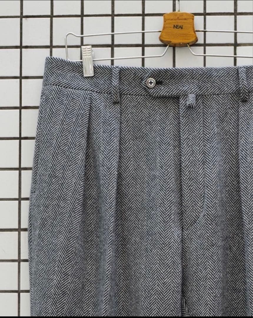 neat flano herringbone wide ヘリンボーン　46