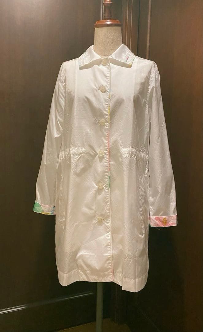 【レオナール 】 ☆新品未使用タグ付き、レインコート