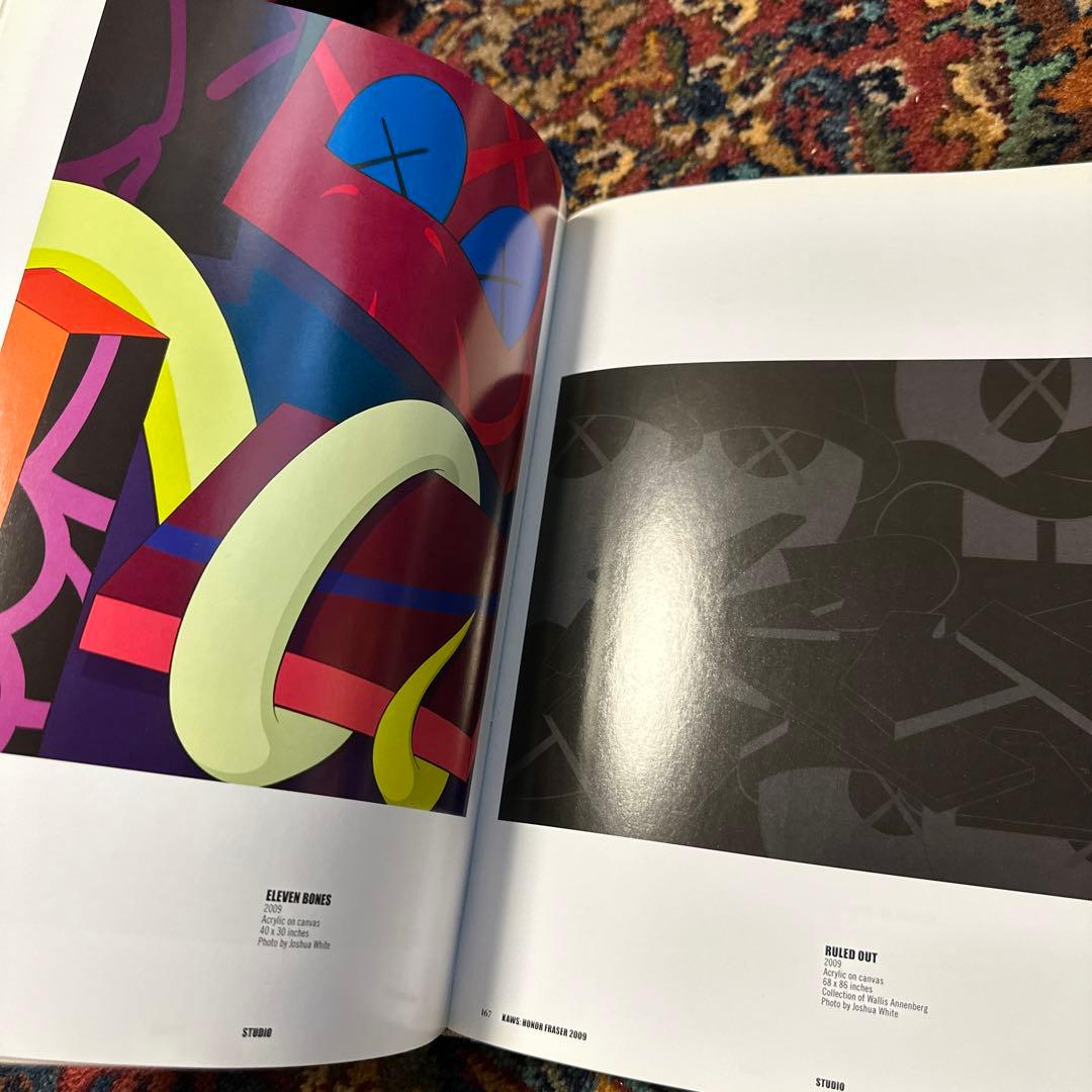 カウズ　kaws アートブック 作品集 洋書　希少