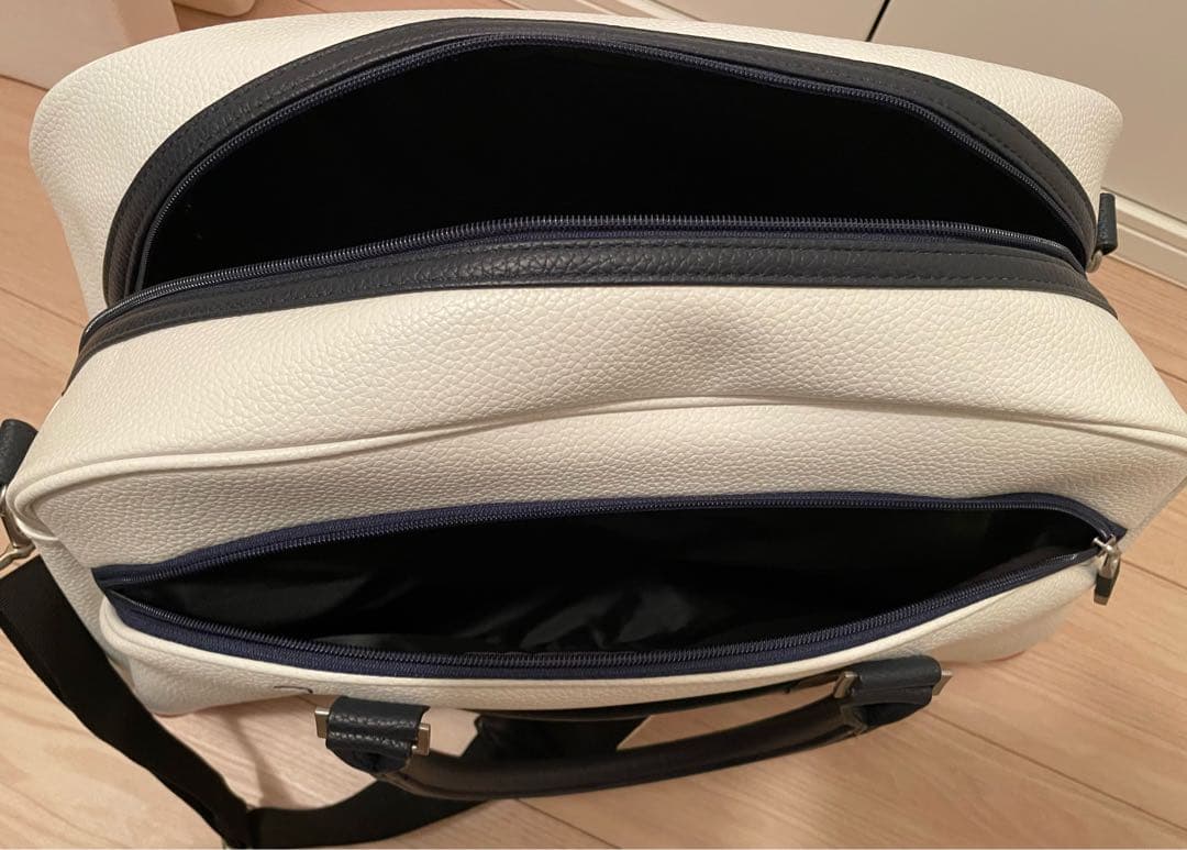 トミーヒルフィガーゴルフ　ボストンバッグ