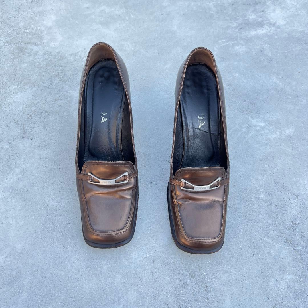 PRADA ブラウン モカシン ヒール