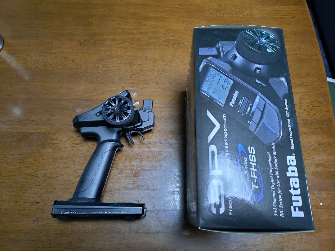 Futaba 3PV RC送信機　受信機