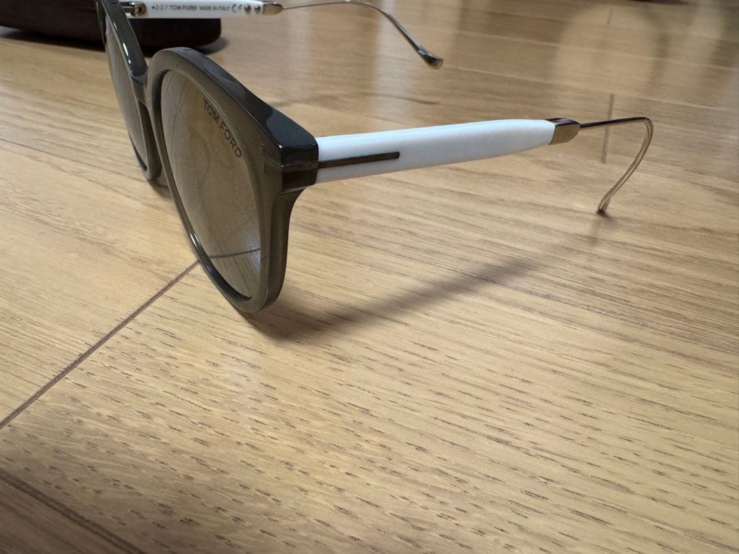 TOM FORD TF642-K ミラーサングラス