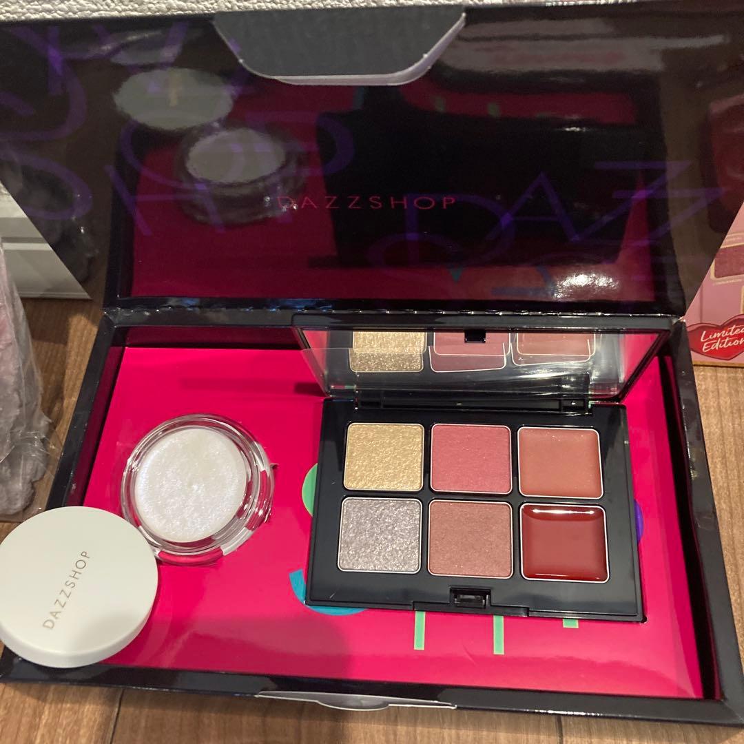 コスメまとめ売り&サンプル多数　Too Faced 、DAZZSHOP他