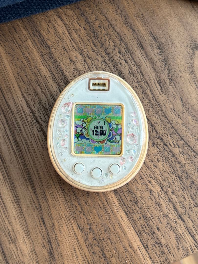 たまごっち ぴーす（Tamagotchi P's） 本体