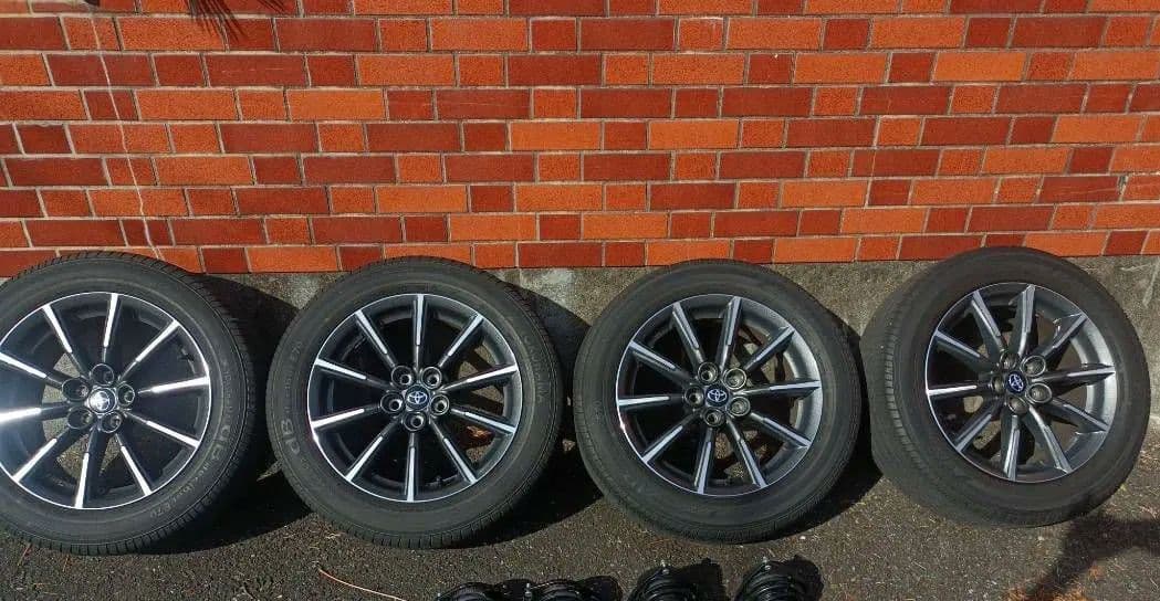 86　BRZ 純正16インチ軽量ホイールENKEI製　福岡　86タイヤ　ホイール