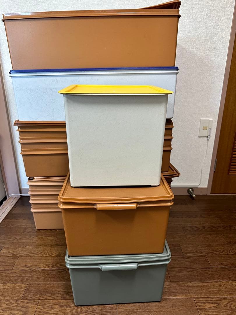 【バラ売り可】タッパーウエアー　収納ボックス　衣装ケース