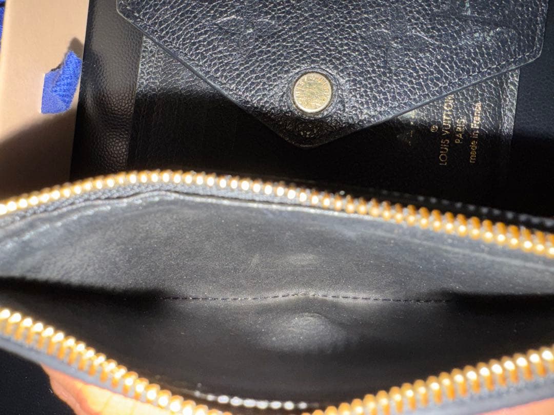 ルイ・ヴィトン　モノグラム・アンプラント ポルトフォイユ ヴィクトリーヌ