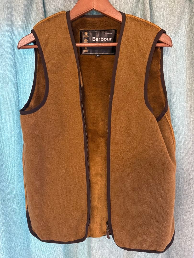 年始限定値下！美品【定価27500円】Barbourバブアーファーライナーベスト