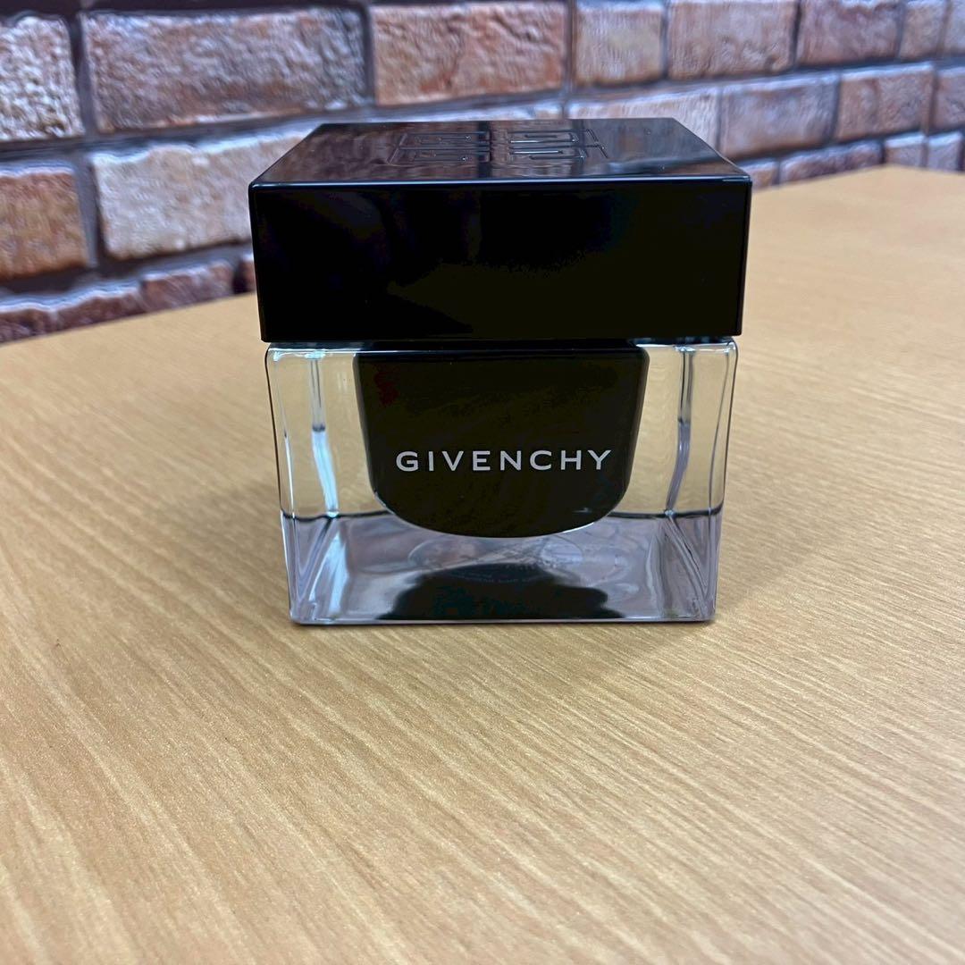 ☆ジバンシイ　ソワンノワール　クレームレジェ　50ml