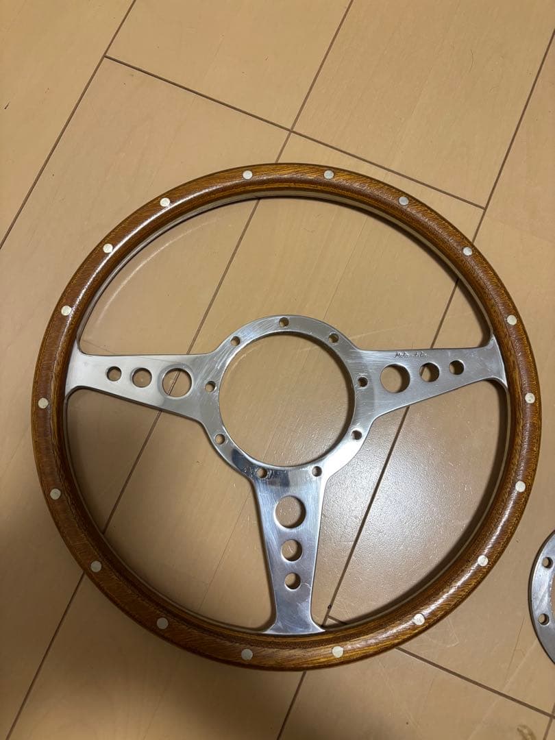 モトリタ ウッドステアリング