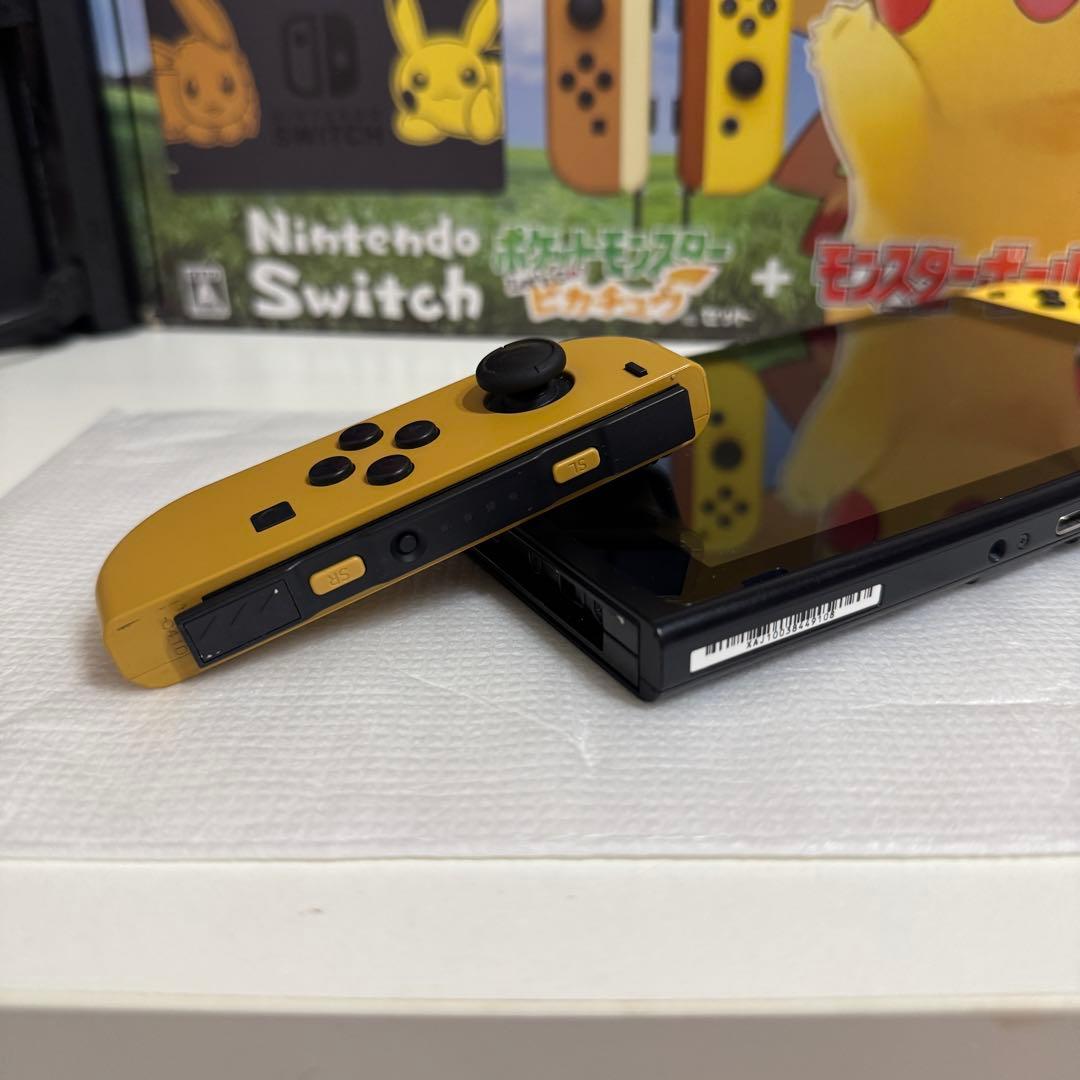 Nintendo Switch let's goピカチュウセット