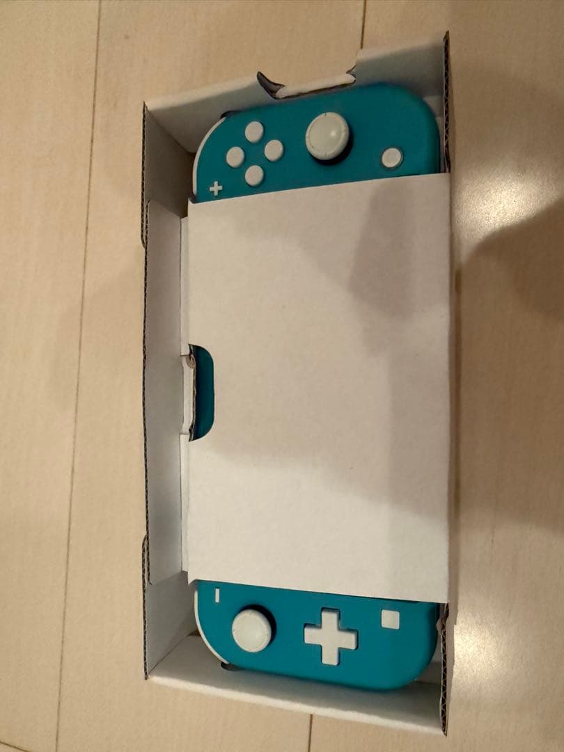 Nintendo Switch Lite ターコイズ　本体　初期化、動作確認済み
