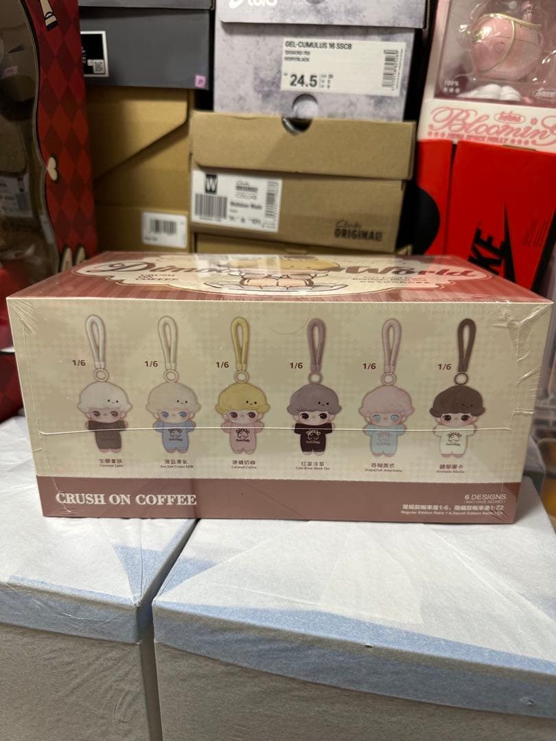 DIMOO Crush on Coffee シリーズ ぬいぐるみキーチェーン