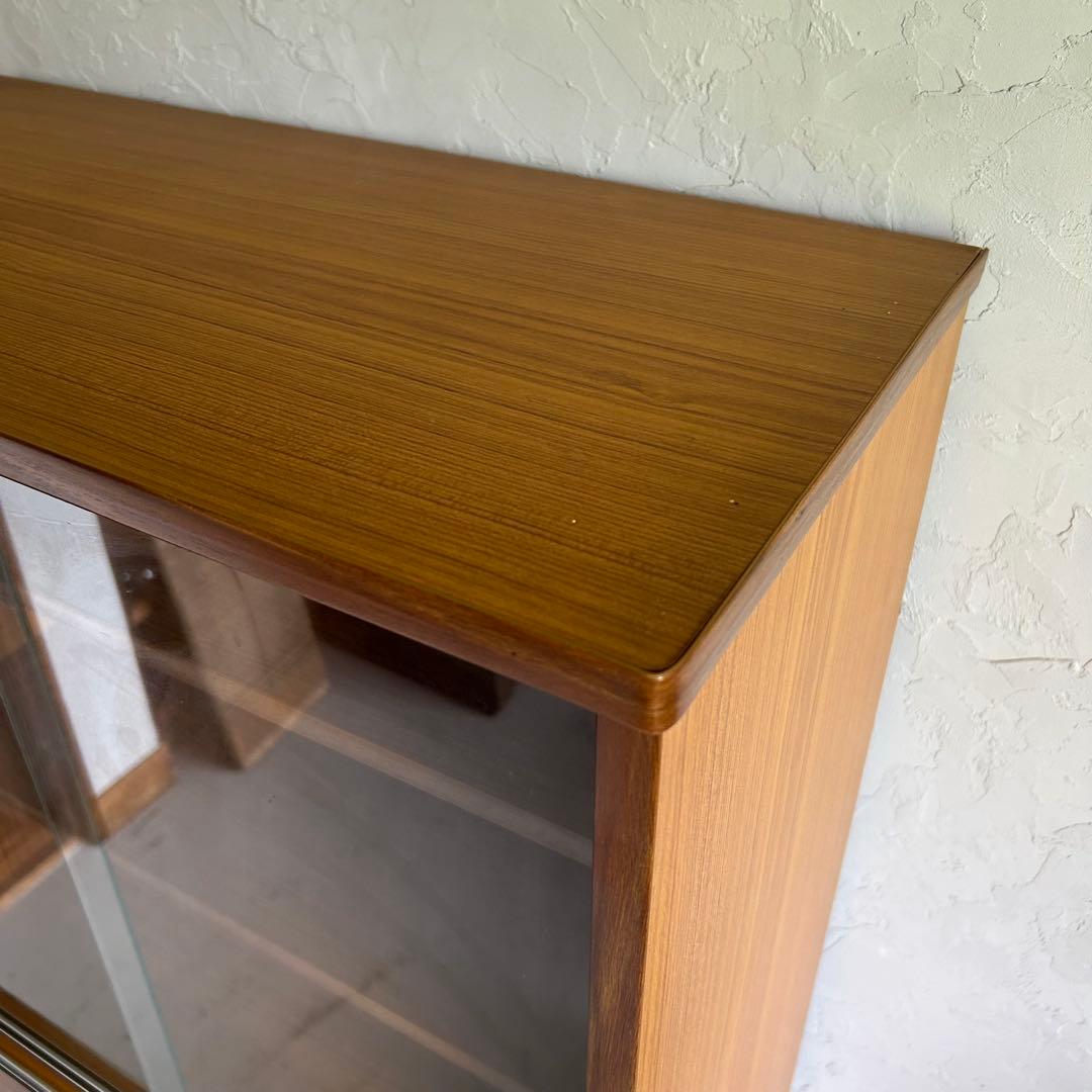 【美品】レトロポップ 木目調 食器棚