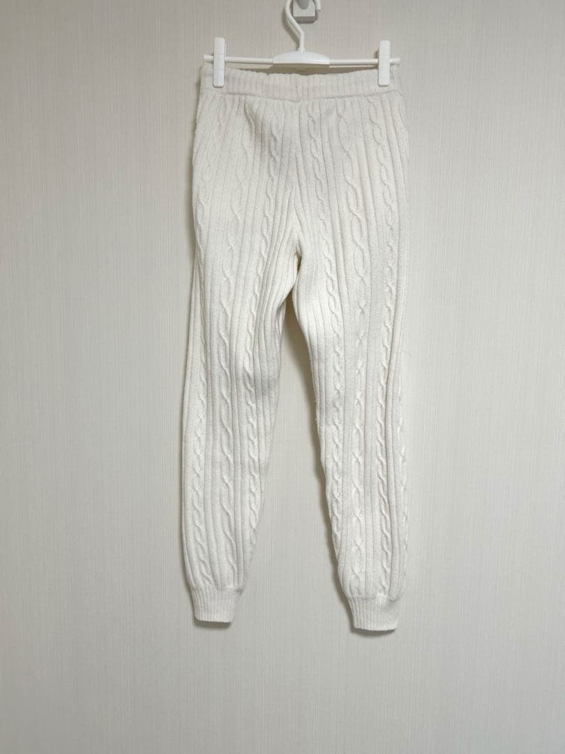 【ALO Yoga】 ALO ニット　セットアップ (S)