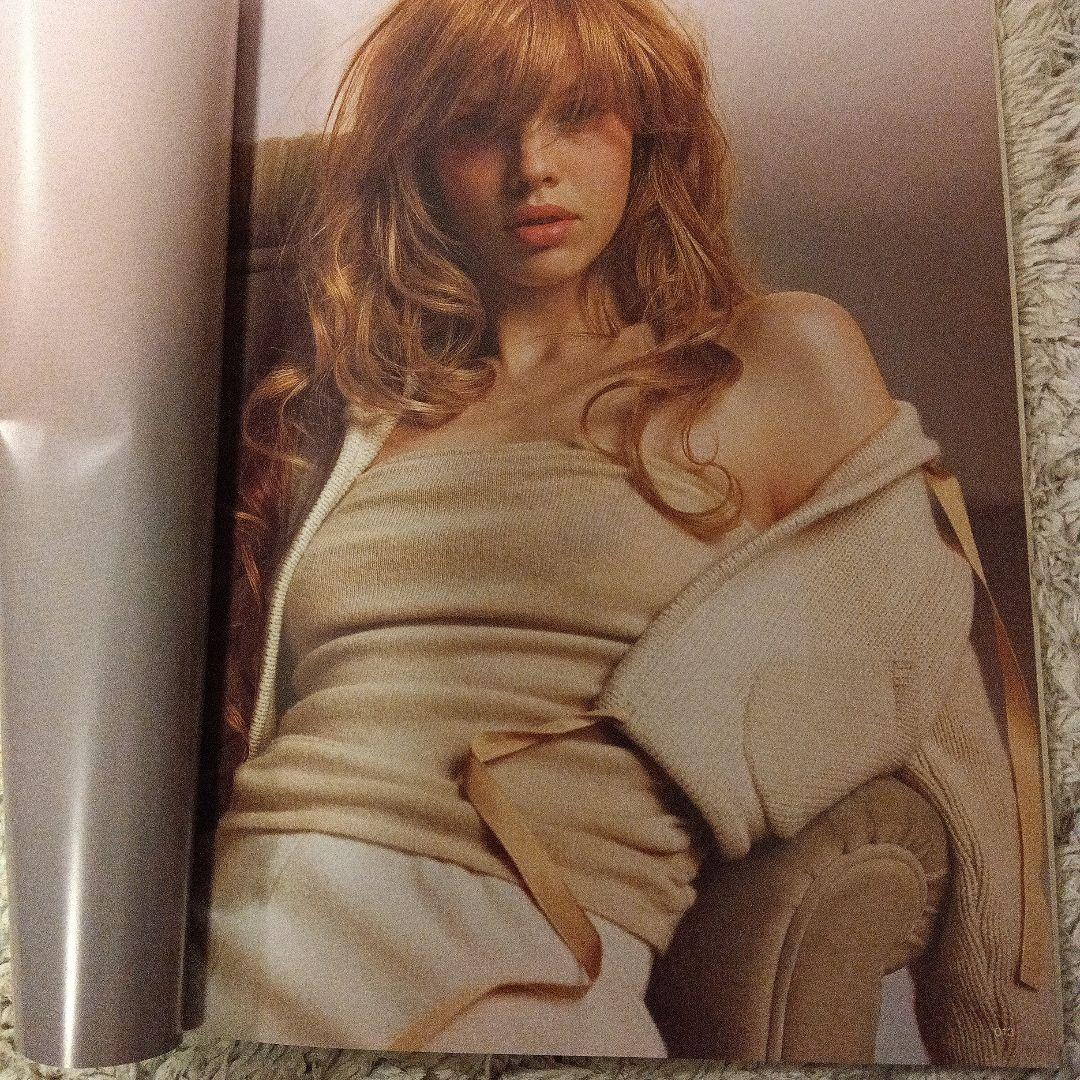 未使用　フォクシー　カシミヤ100% フード付きパーカー Mサイズ