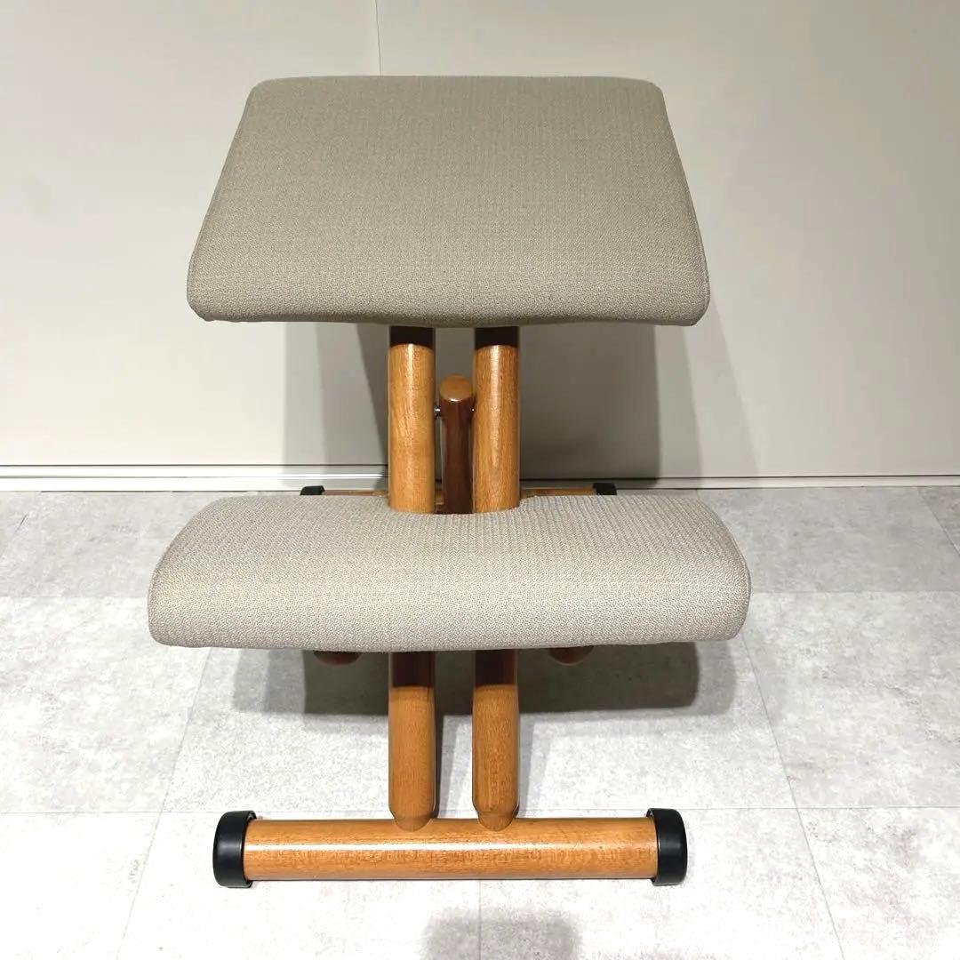 VARIER MULTI ヴァリエールマルチ ストッケ バランスチェア ベージュ