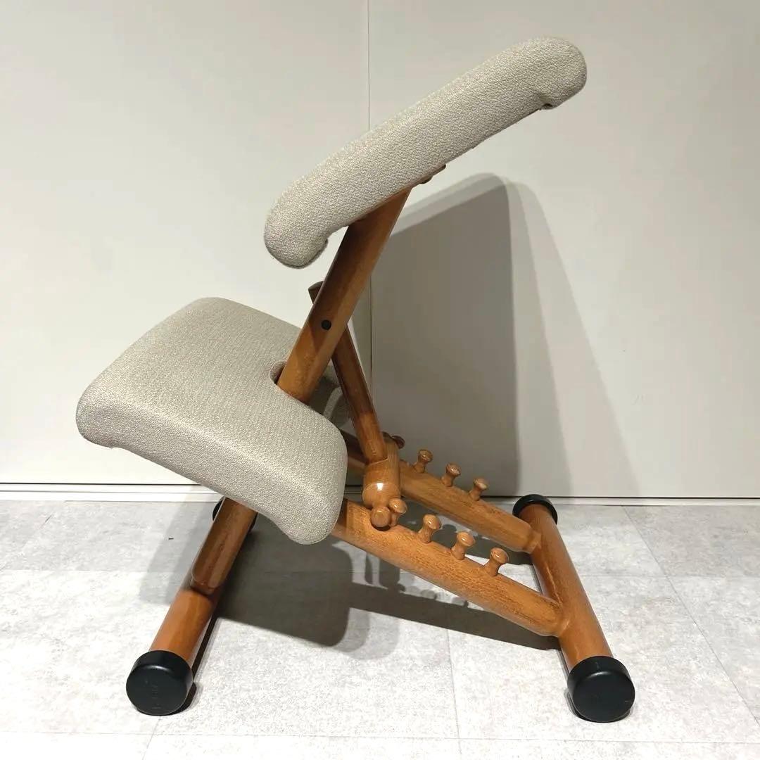 VARIER MULTI ヴァリエールマルチ ストッケ バランスチェア ベージュ