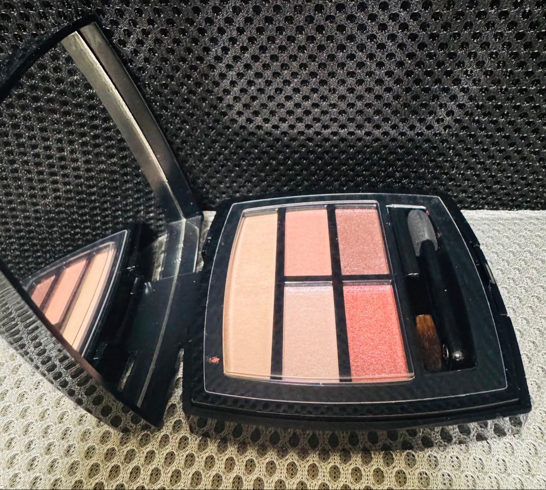 新品未使用CHANEL レ ベージュ パレット ルガール クール アイシャドウ
