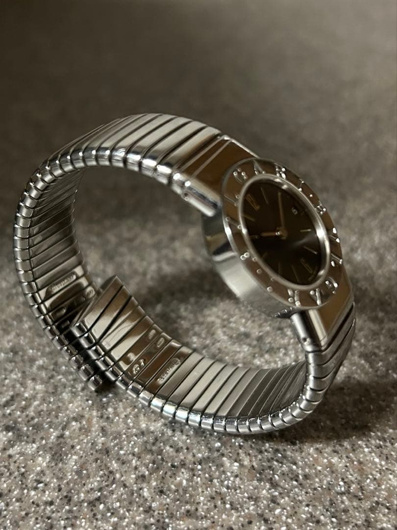 BVLGARI ブルガリ　トゥボガス　バングルウォッチブルガリブルガリ　クォーツ