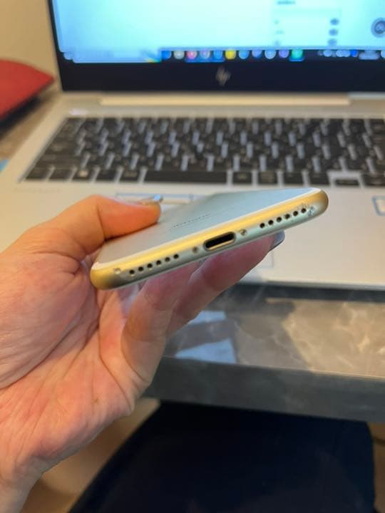 【週末限定お値下げ中】iPhone7