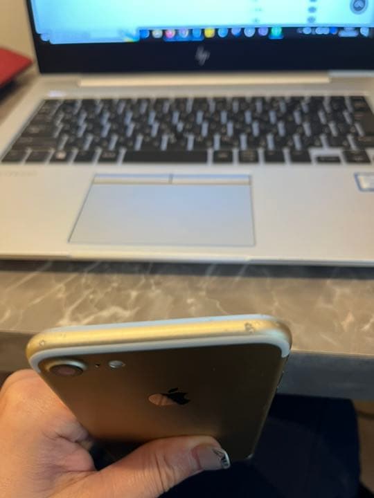 【週末限定お値下げ中】iPhone7