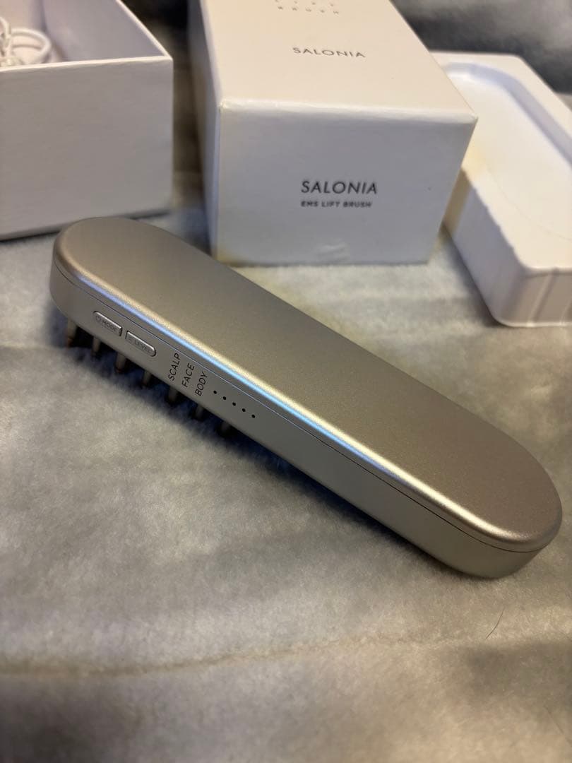 SALONIA EMSリフトスカルプブラシ シルバー