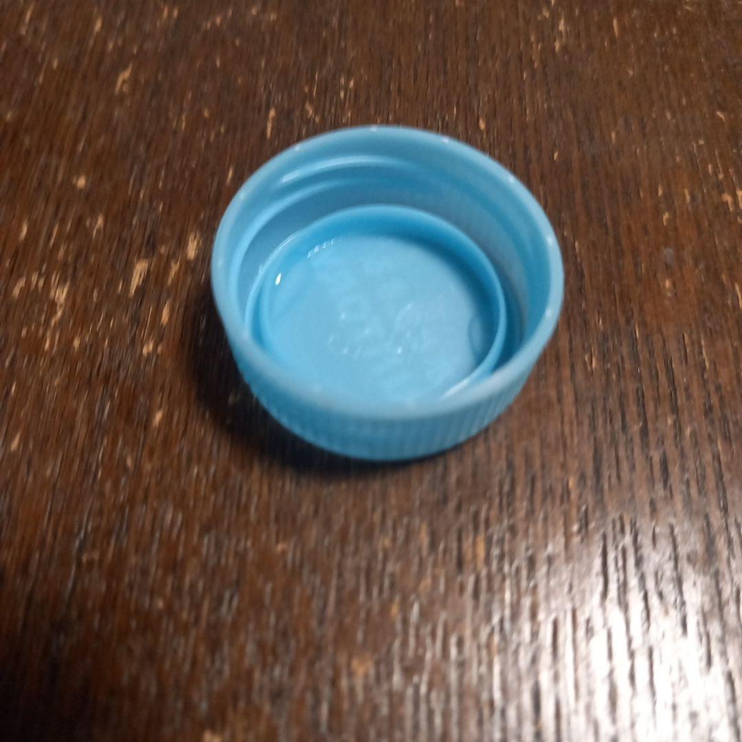 青色コンタクトケース