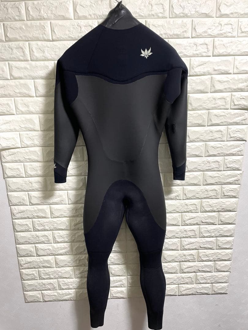 AXXE CLASSIC アックスクラシック　ウェットスーツ　LB相当