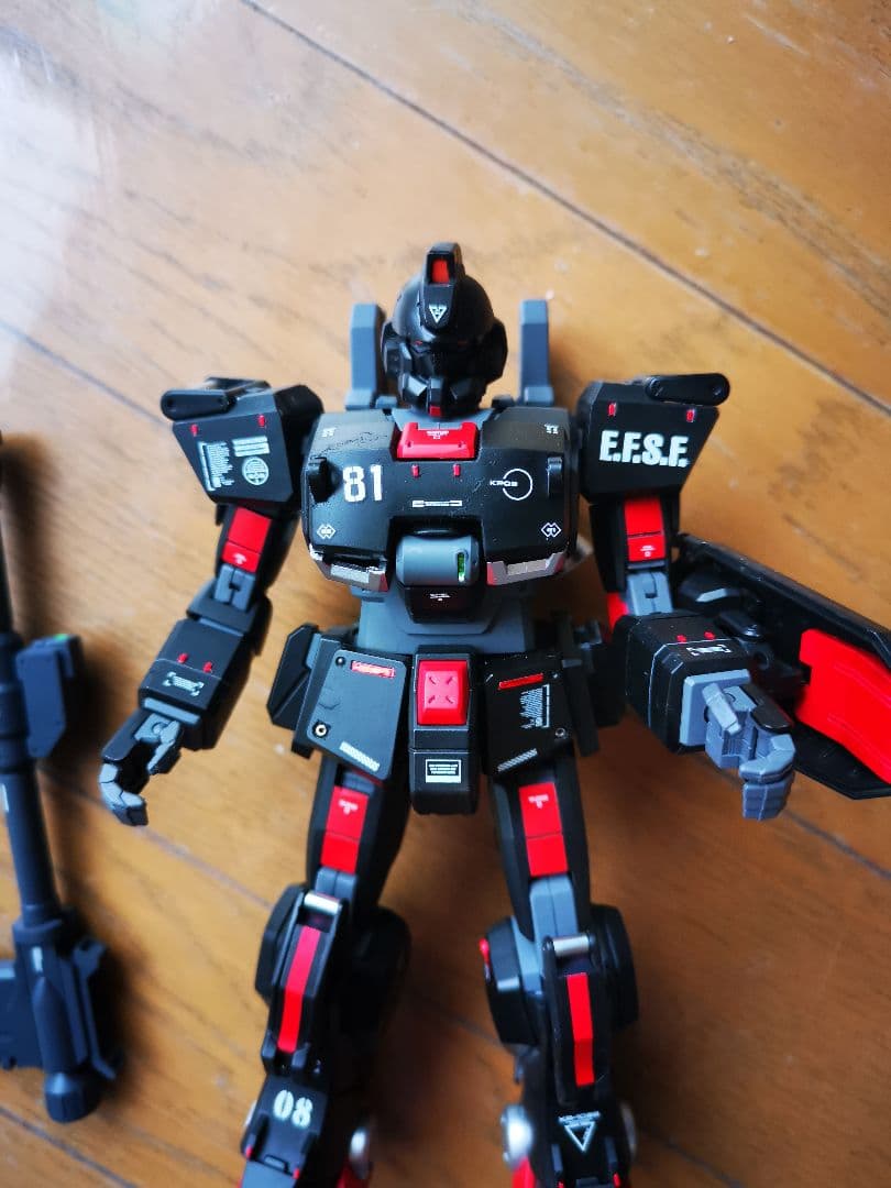 ガンダムEz-8 塗装済完成品メタルパーツ組込み