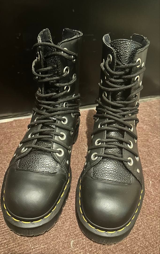 ドクターマーチン　ダリア　ゴスブーツ