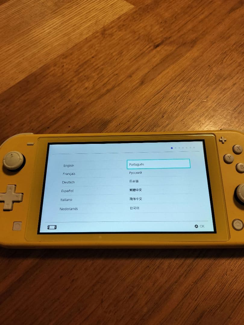 スイッチライト　イエロー