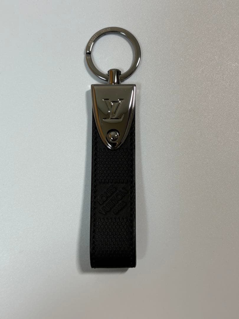【極美品】ルイヴィトン ダミエアンフィニ M65051 キーホルダー