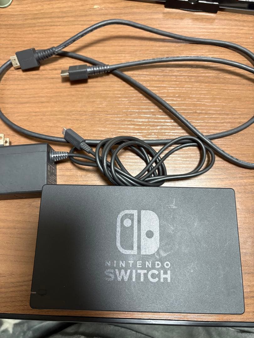 Nintendo Switch 本体 青/赤　ドッグ、ACアダプタ、HDMI
