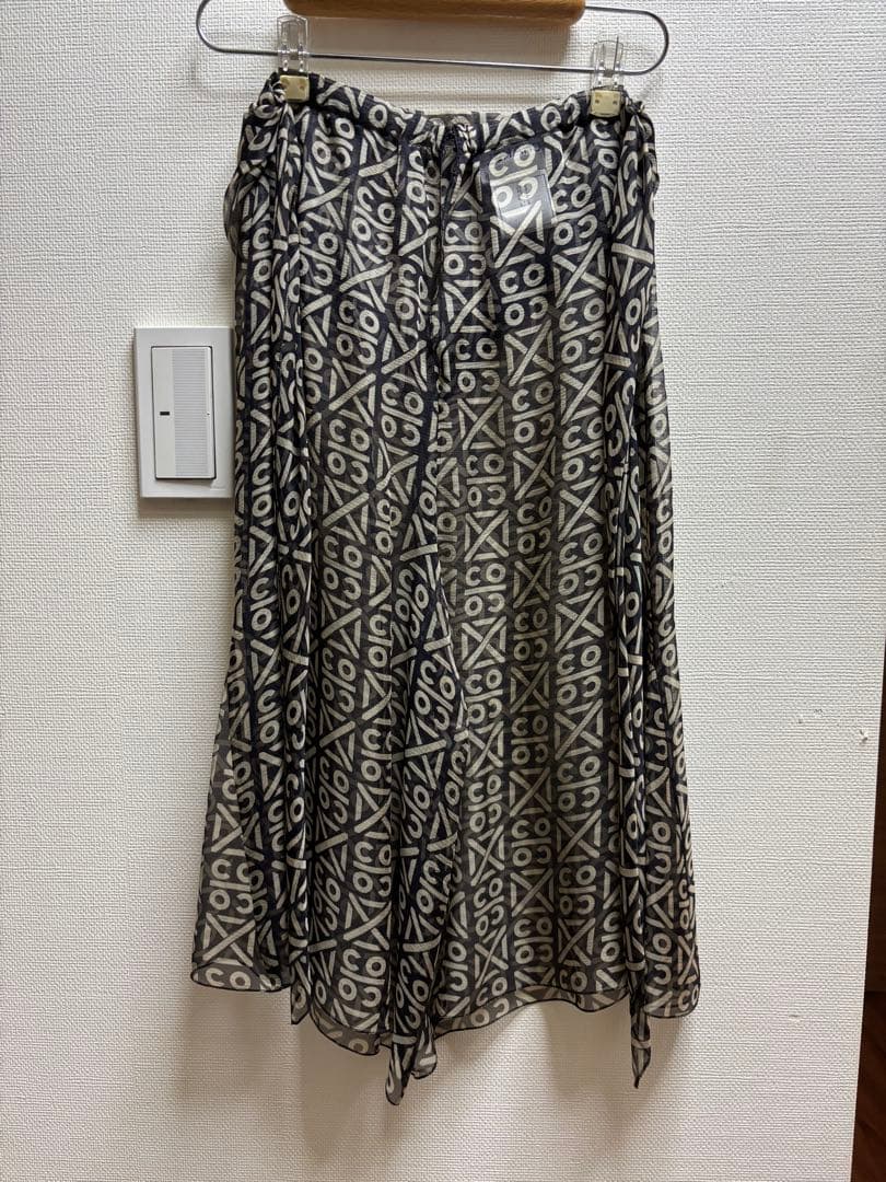 CHANEL 幾何学模様 膝丈パンツ