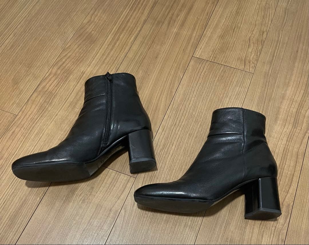 ファビオルスコーニ ショートブーツ サイドジップ　スクエア