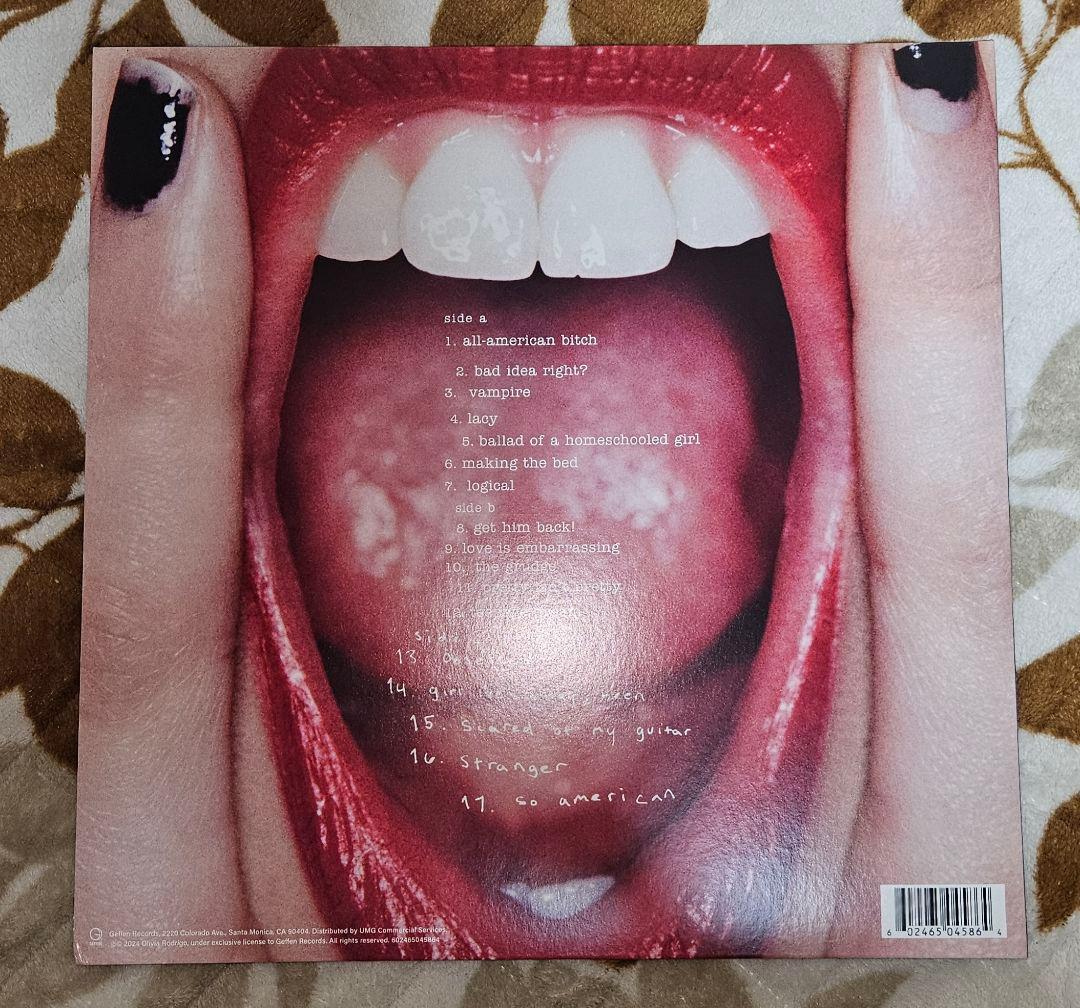 Olivia Rodrigo GUTS クリア・スプラッター レコード