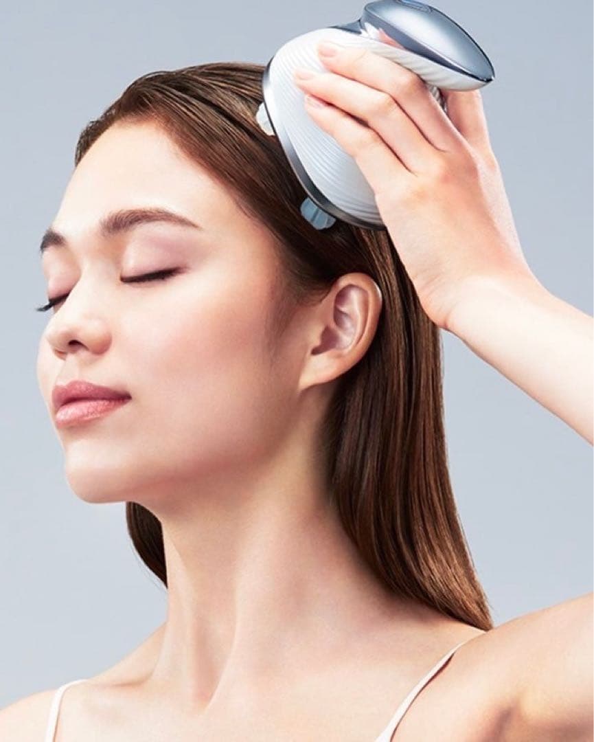 今だけ‼️☆ リファ　スカルプマッサージャー シルバー