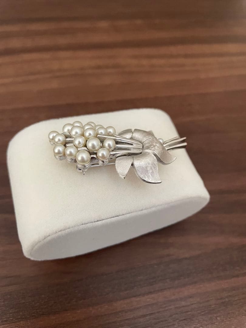トリファリ　ヴィンテージ　パール　真珠　 ブローチ