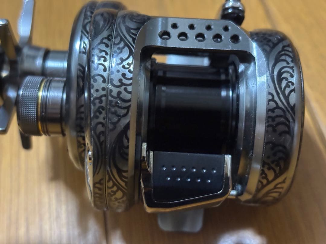 シマノ カルカッタコンクエストBFS HG アベイルシャロースプール