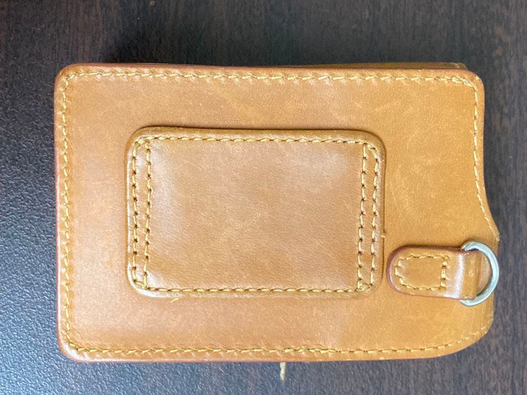 CASIO EXILIM EX-Z750 コンパクトデジタルカメラ　コンデジ