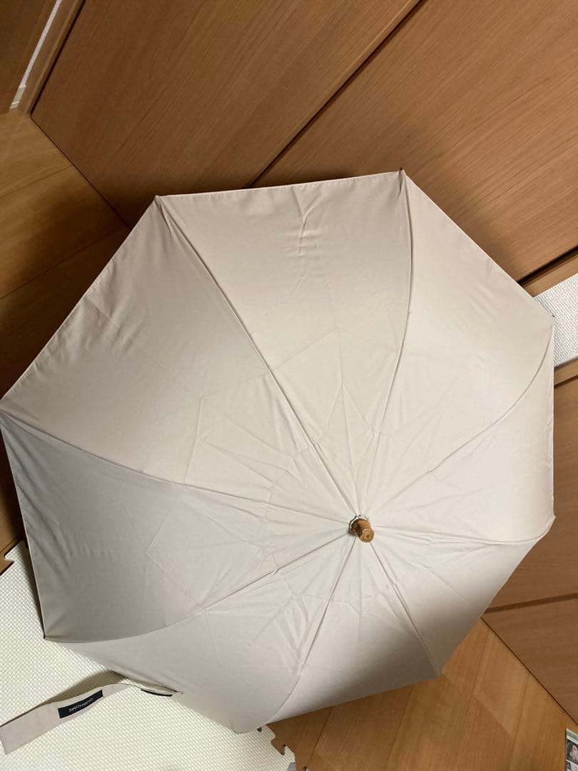 【OUR】完全遮光100％折りたたみ傘（晴雨兼用）ライトベージュ