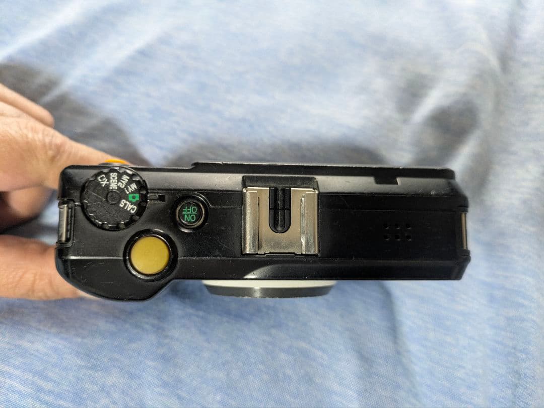 RICOH G800 コンパクトデジタルカメラ　バッテリー×2 充電器×1