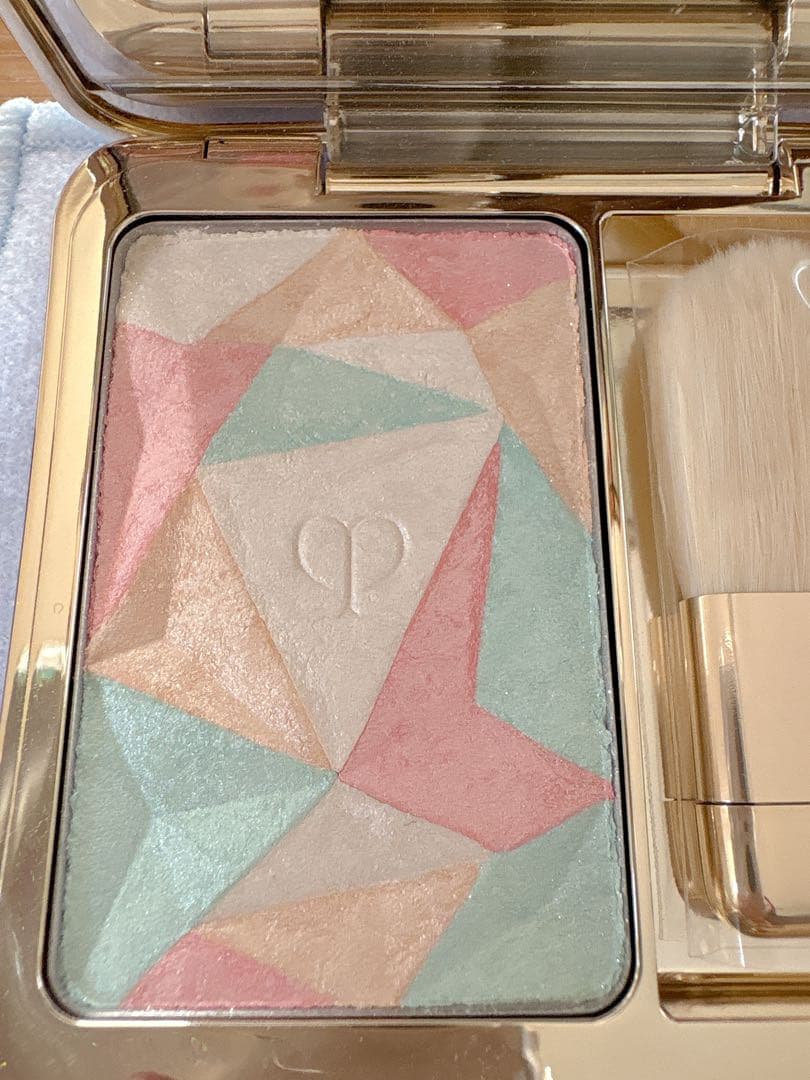 クレ・ド・ポー ボーテ ル・レオスールデクラ 限定 106 フェイスカラー