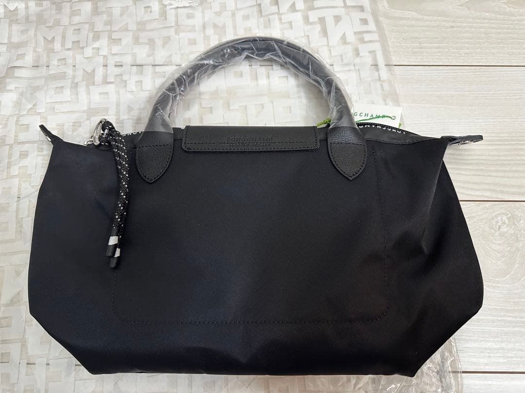 最終値下げ ロンシャン LONGCHAMPハンドバッグ 黒 新品未使用