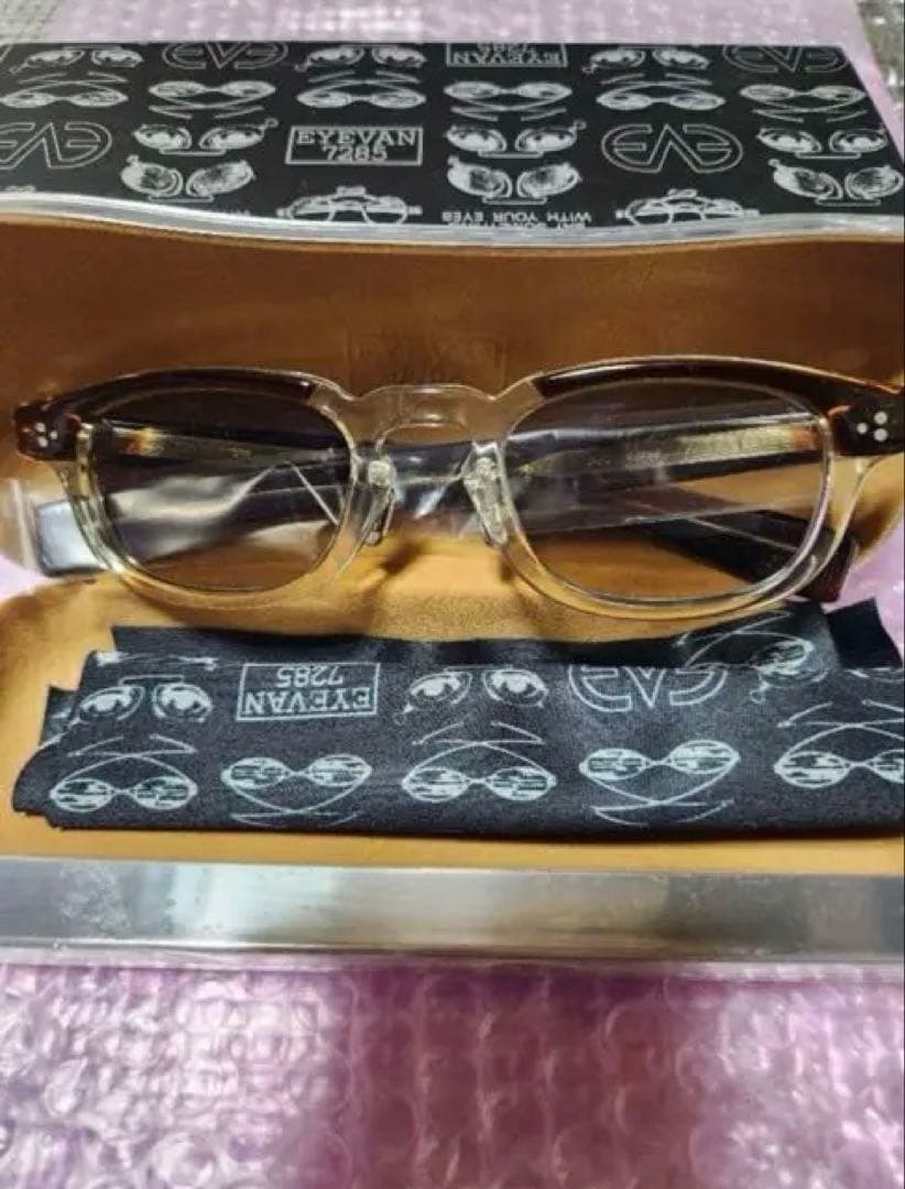 EYEVAN7285 351 c.353　GREY RED MIRROR付き