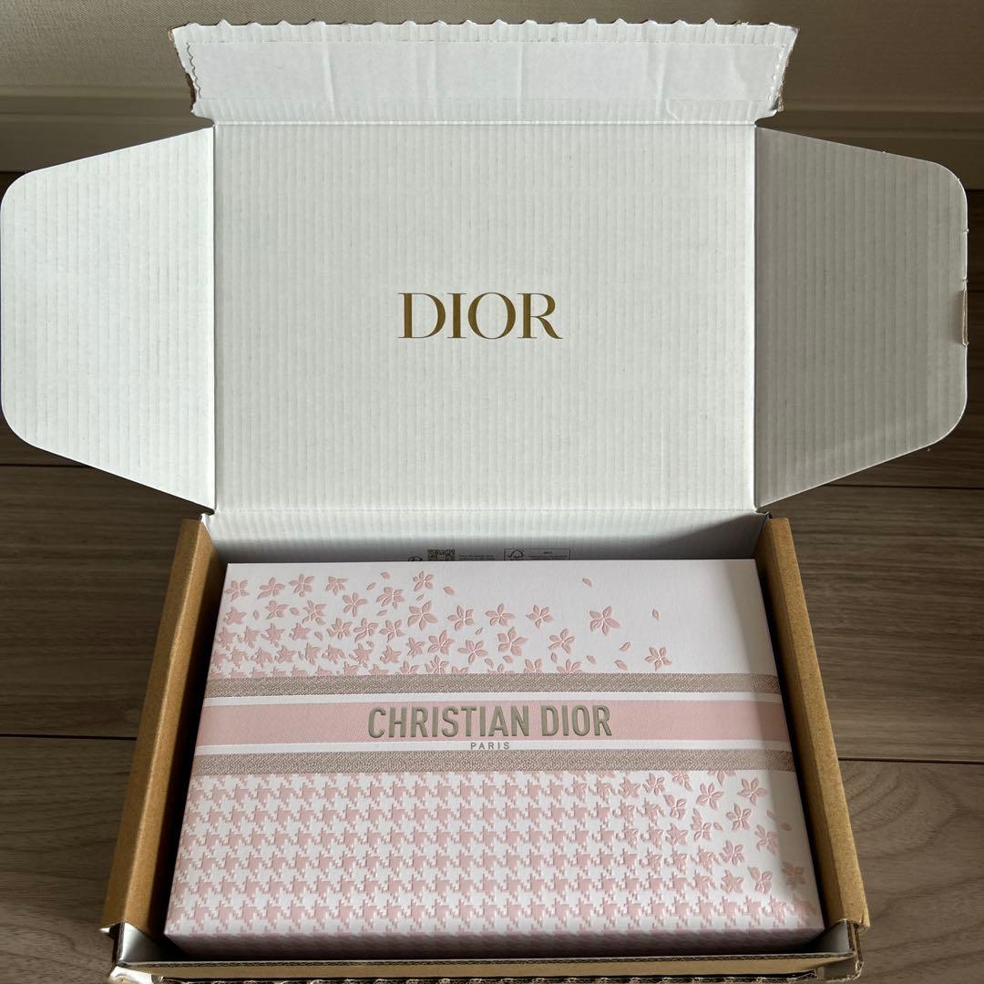 ミスディオール　プールミングブーケスプレー/ミニミスケースセット　新品　未使用品