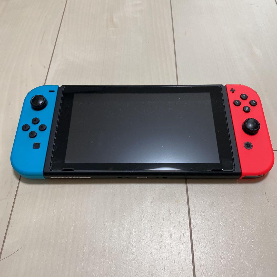 任天堂Switch  スイッチ　カセット4個付き